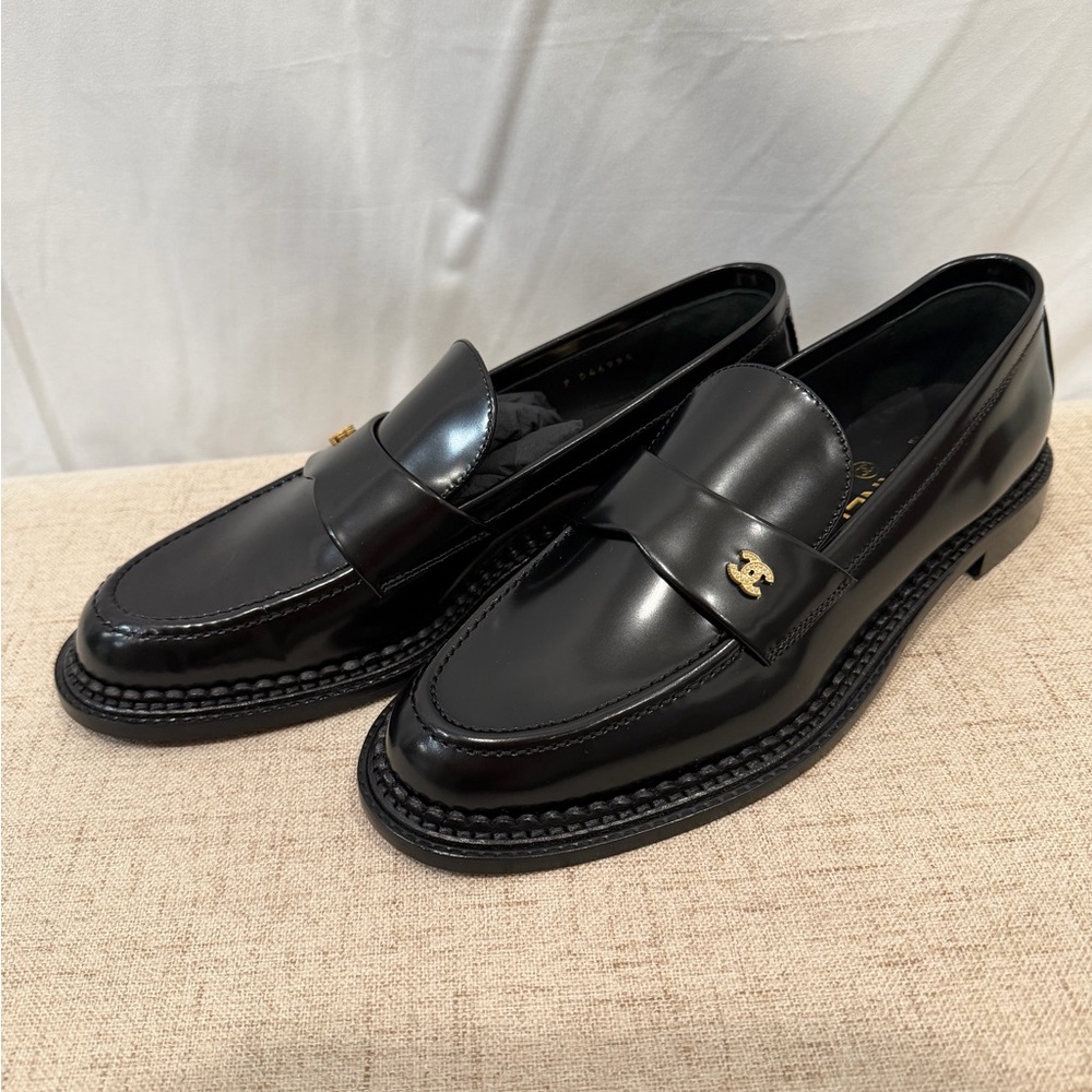 Black Chanel Loafer/Moccasin